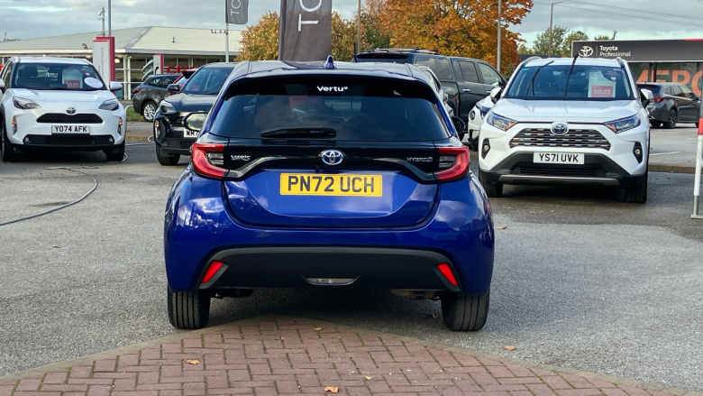 Toyota Yaris 1.5 Hybrid Design 5dr CVT Hybrid Hatchback